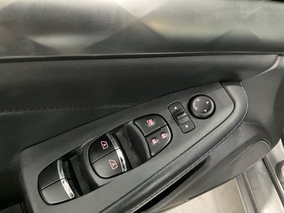 2017 Nissan Maxima SR