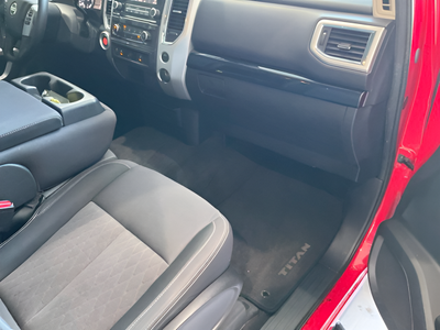 2021 Nissan Titan SV
