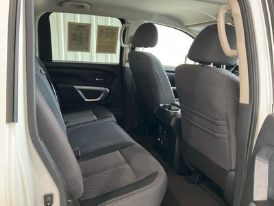 2021 Nissan Titan SV