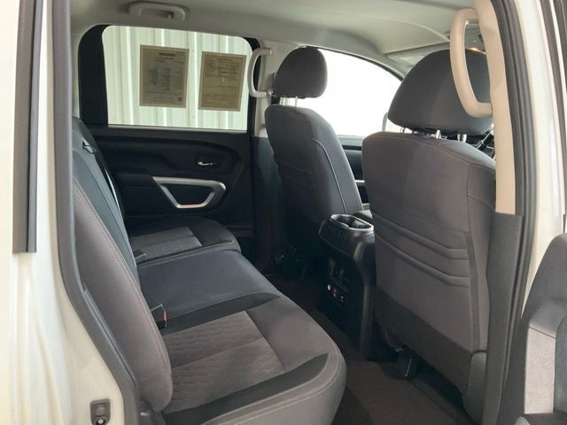 2021 Nissan Titan SV