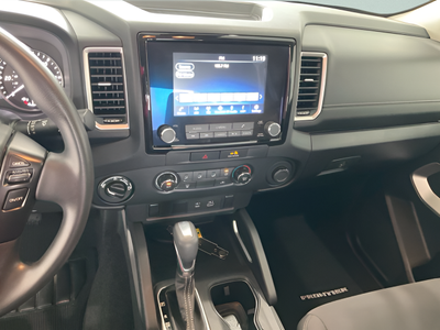 2022 Nissan Frontier SV
