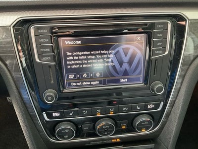 2018 Volkswagen Passat 2.0T SE