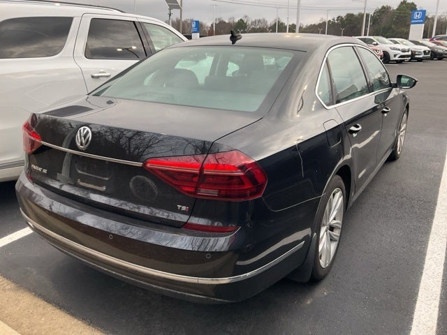 2018 Volkswagen Passat 2.0T SE