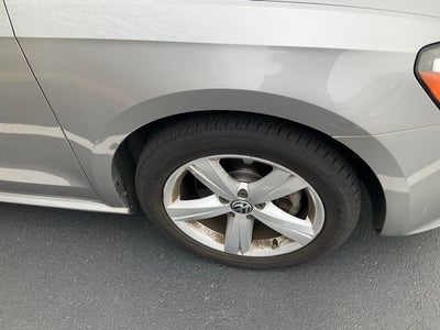 2013 Volkswagen Passat 2.5 SE