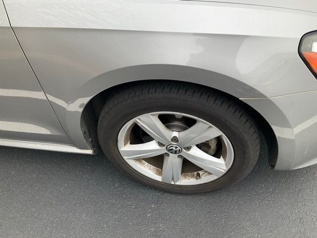2013 Volkswagen Passat 2.5 SE
