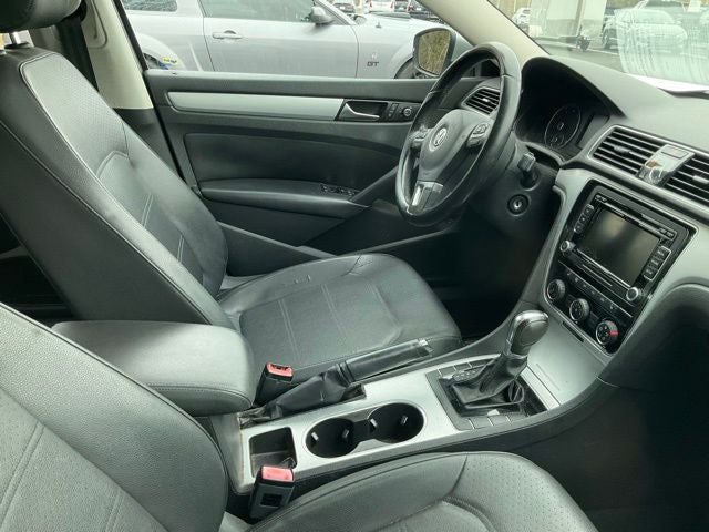 2013 Volkswagen Passat 2.5 SE