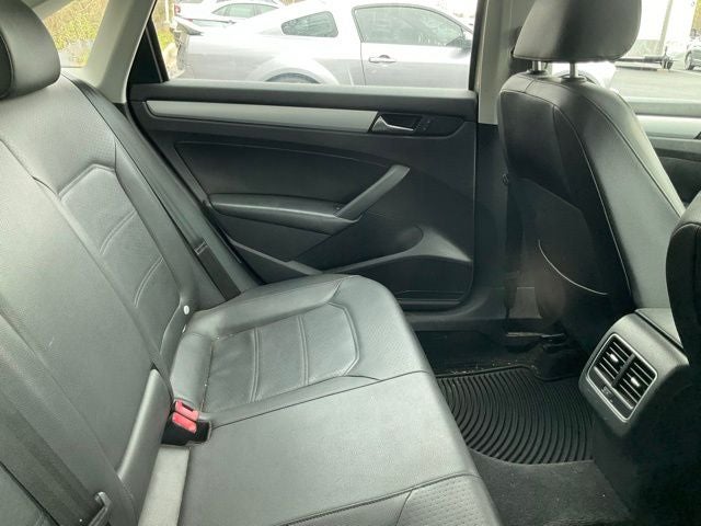 2013 Volkswagen Passat 2.5 SE