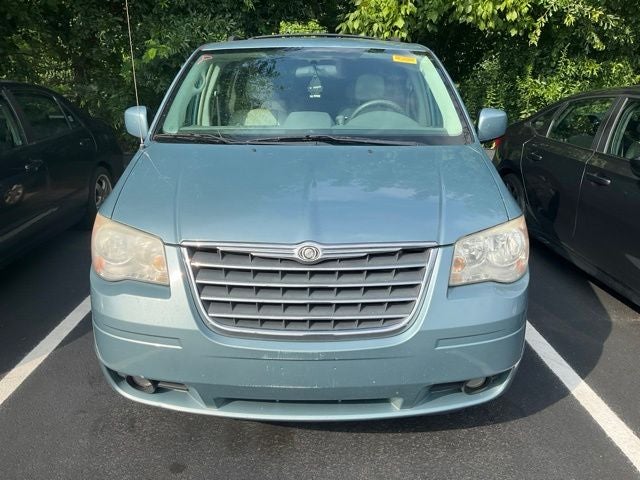 2010 Chrysler Town & Country Touring