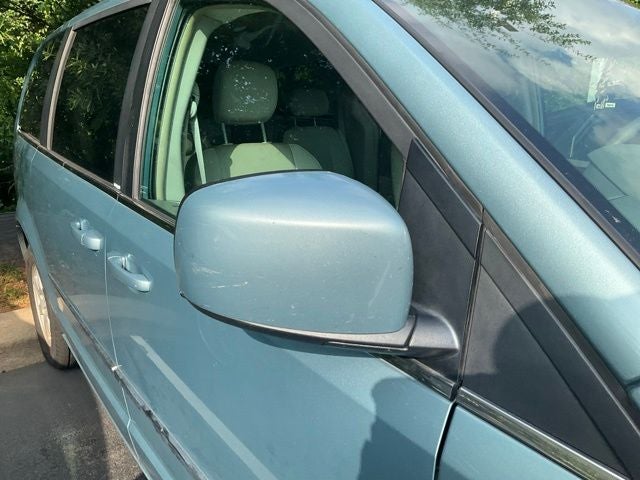 2010 Chrysler Town & Country Touring