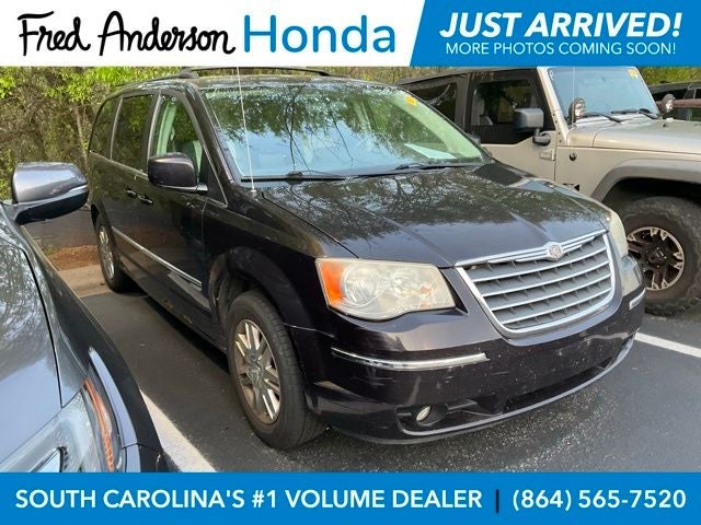 2010 Chrysler Town & Country Touring