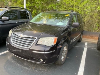 2010 Chrysler Town & Country Touring