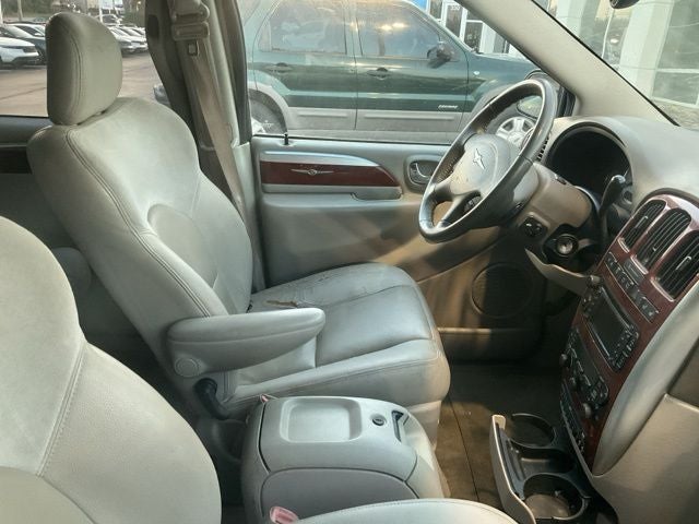 2006 Chrysler Town & Country Limited