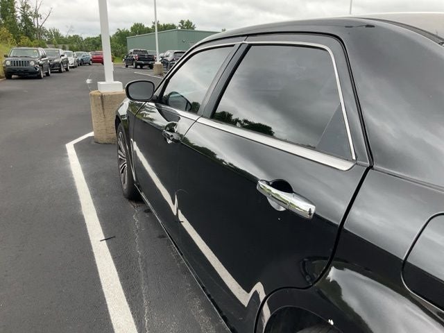 2010 Chrysler 300 S