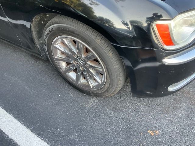 2012 Chrysler 300 Limited