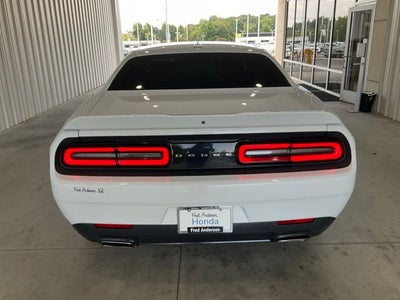 2016 Dodge Challenger SXT