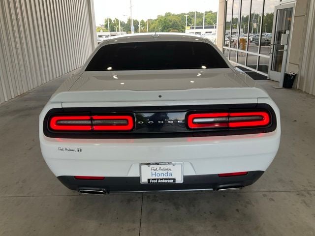 2016 Dodge Challenger SXT