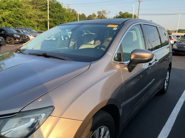 2017 Chrysler Pacifica Touring
