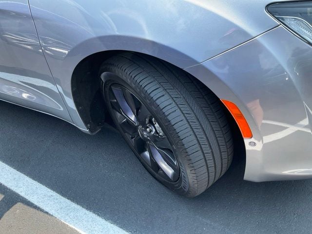 2019 Chrysler Pacifica Touring Plus