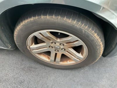 2006 Dodge Magnum Base