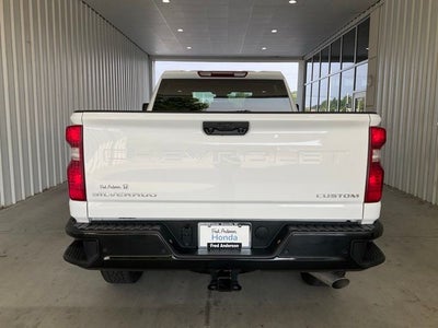 2026 Chevrolet Silverado 2500HD Custom