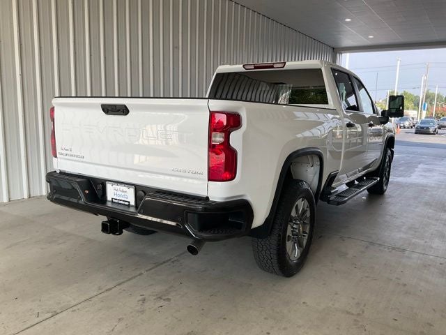 2026 Chevrolet Silverado 2500HD Custom