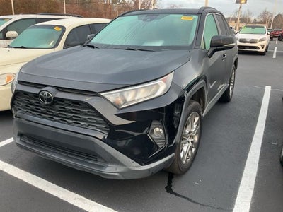 2019 Toyota RAV4 XLE Premium