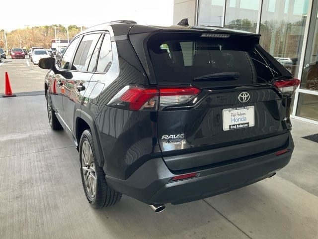2019 Toyota RAV4 XLE Premium