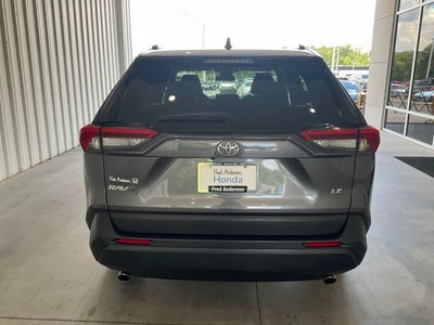 2021 Toyota RAV4 LE