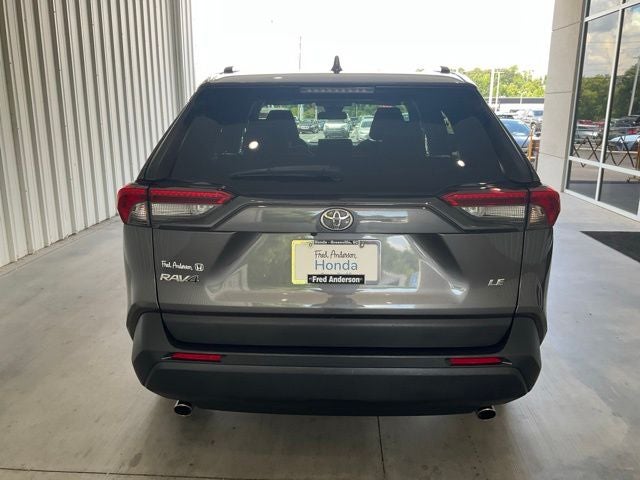 2021 Toyota RAV4 LE