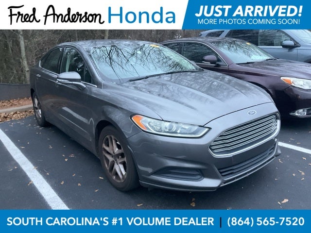 2014 Ford Fusion SE