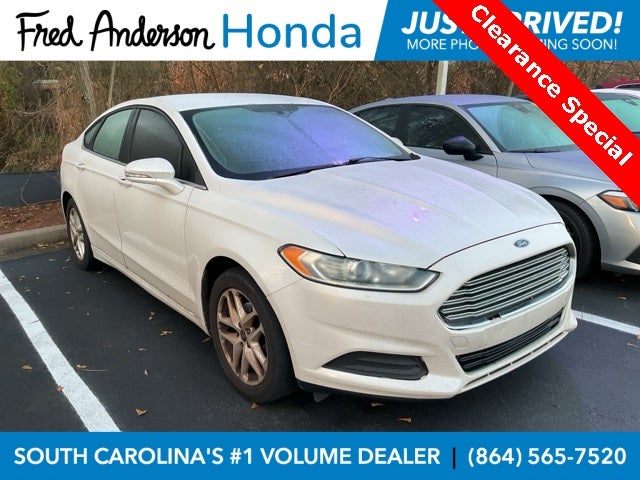 2014 Ford Fusion SE