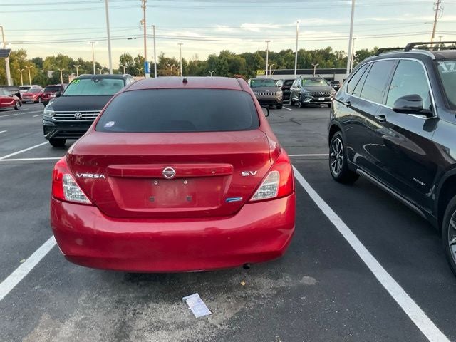 2012 Nissan Versa 1.6 SV