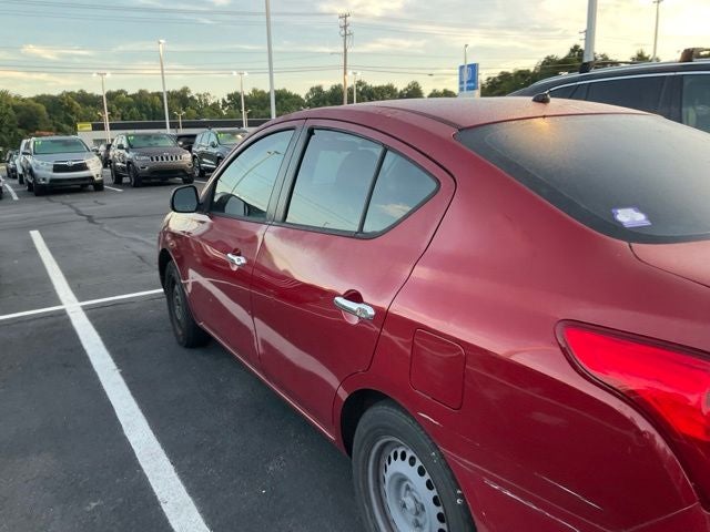 2012 Nissan Versa 1.6 SV