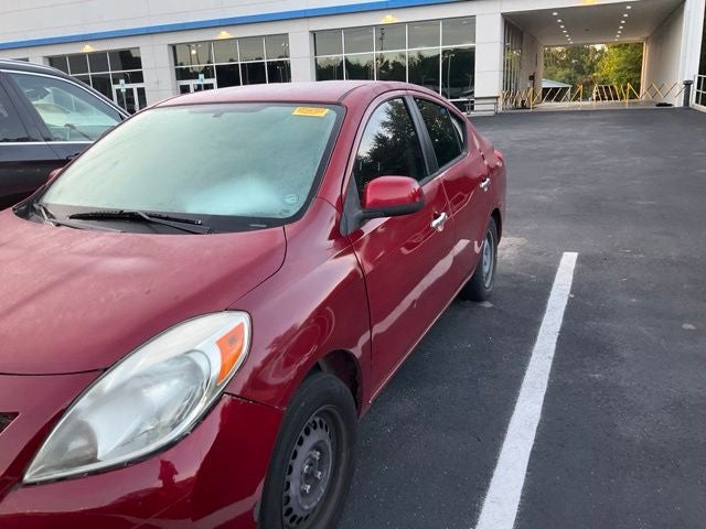 2012 Nissan Versa 1.6 SV