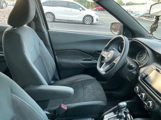 2020 Nissan Kicks S