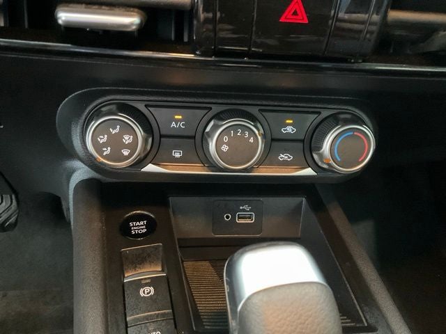 2025 Nissan Kicks S