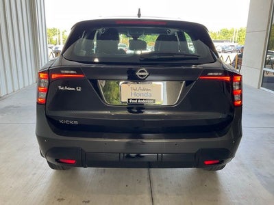 2025 Nissan Kicks S