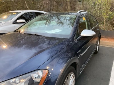 2017 Volkswagen Golf Alltrack 4Motion