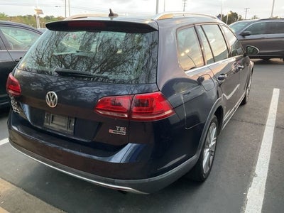 2017 Volkswagen Golf Alltrack 4Motion