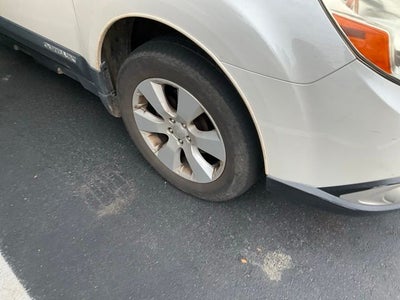 2010 Subaru Outback 2.5i Premium