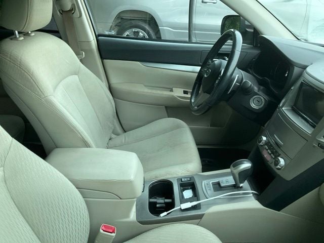 2010 Subaru Outback 2.5i Premium