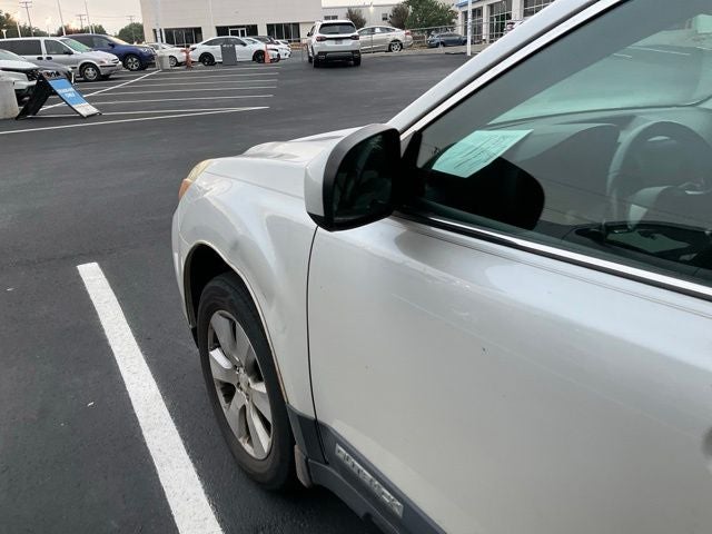2010 Subaru Outback 2.5i Premium