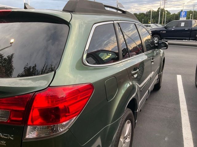 2011 Subaru Outback 2.5i Limited