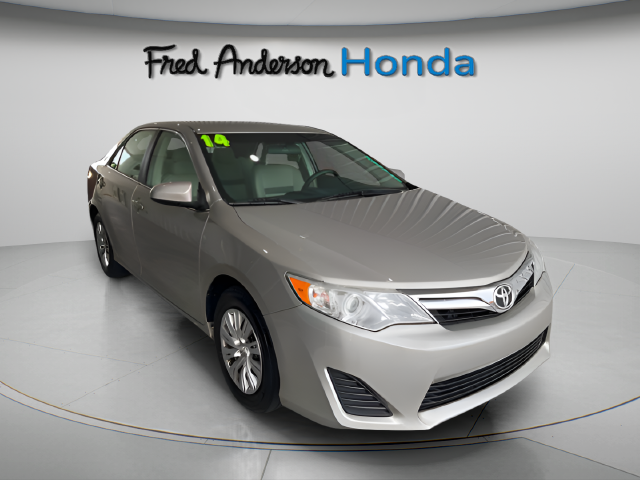 2014 Toyota Camry LE