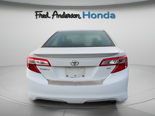 2014 Toyota Camry SE