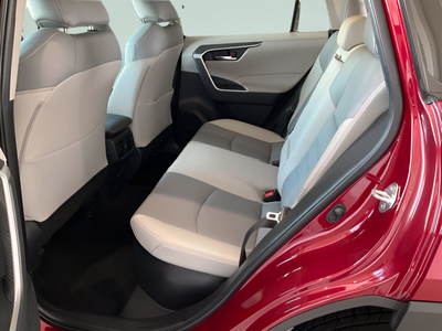 2021 Toyota RAV4 Hybrid XLE Premium