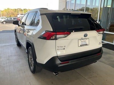 2023 Toyota RAV4 Hybrid XLE