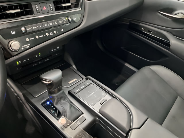 2022 Lexus ES 350