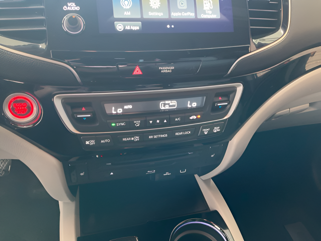 2022 Honda Pilot Touring 7 Passenger