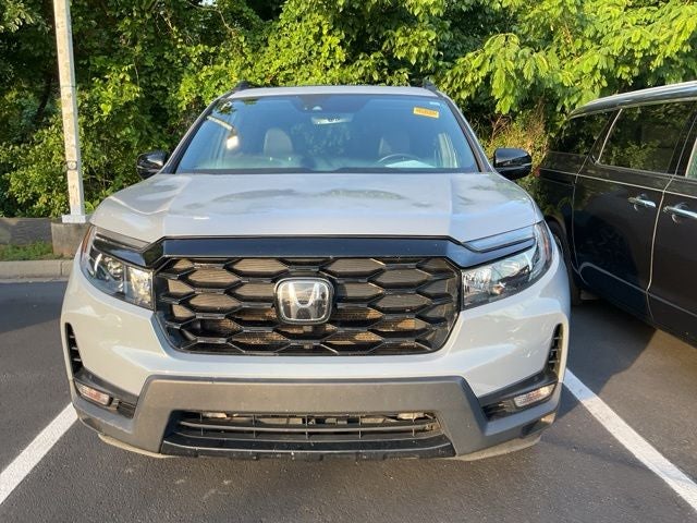 2023 Honda Passport Elite